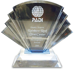 Rainbow Reef IDC PADI 5 Star CDC award image